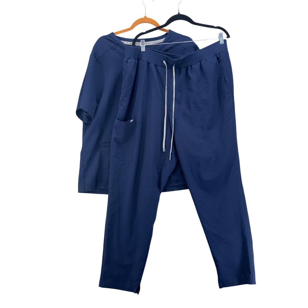 Fabletics Women Scrub Set 2X Navy Medical Doctor Nurse Performance Hospital